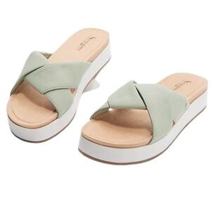 Koolaburra By UGG Carenza Light Green Platform Slide Sandals